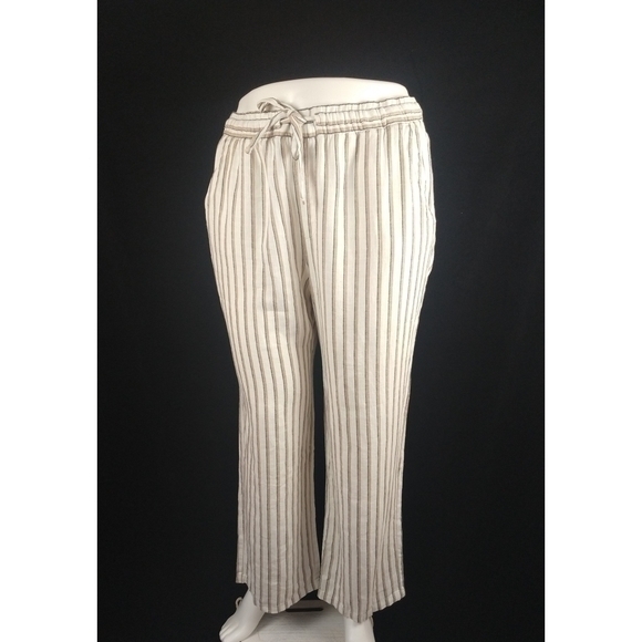 Old Navy Pants - Old Navy Dobby Stripe pants